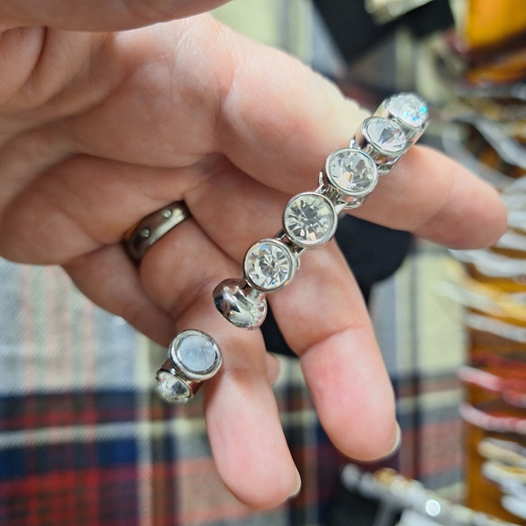 CHICOS SILVER AND DIAMOND BANGLE NWT - Picture 2 of 5